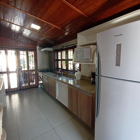 Moreira Casa Com Churrasqueira E Ar-Condicionado Ubatuba Eksteriør bilde