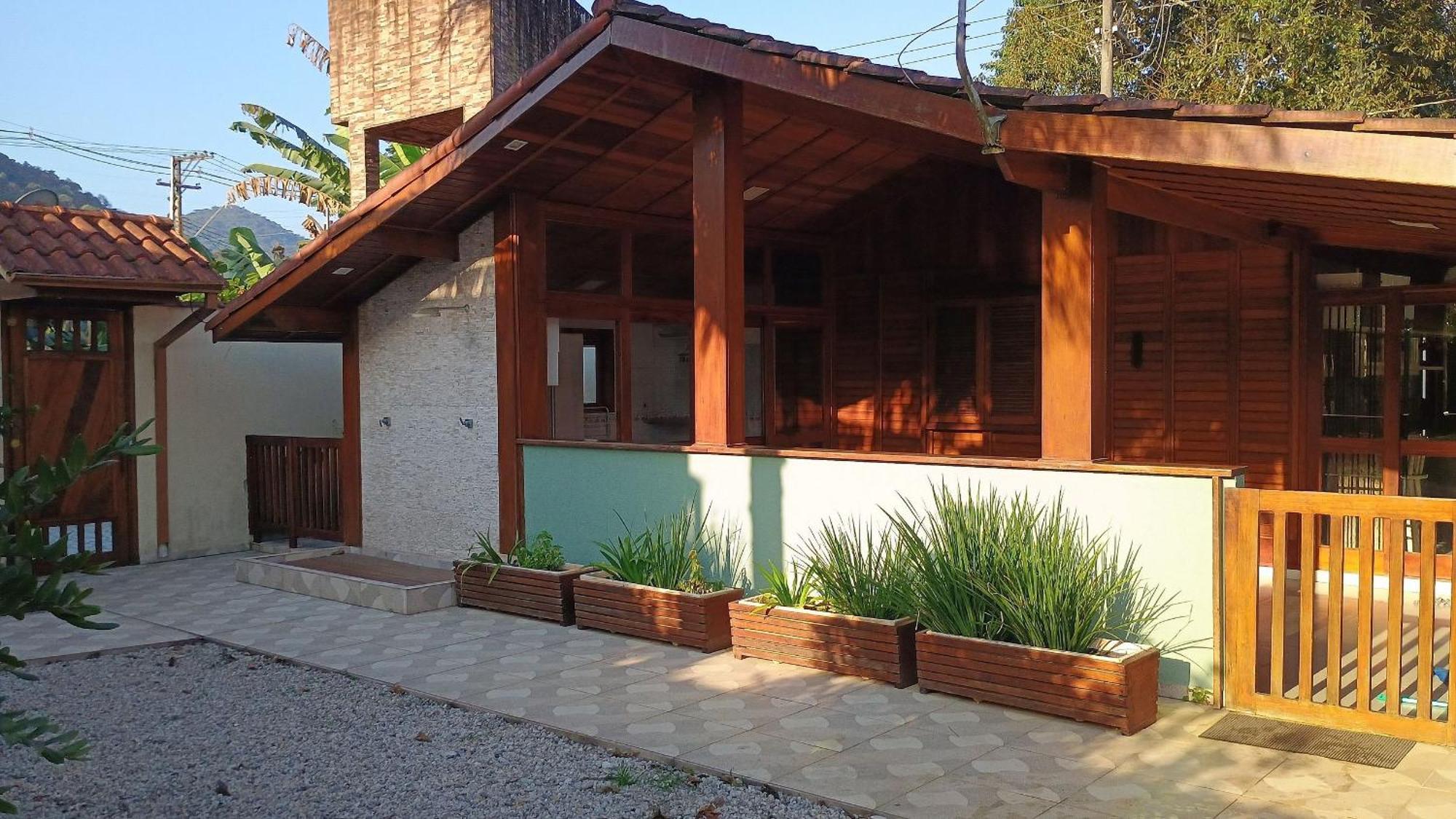 Moreira Casa Com Churrasqueira E Ar-Condicionado Ubatuba Eksteriør bilde